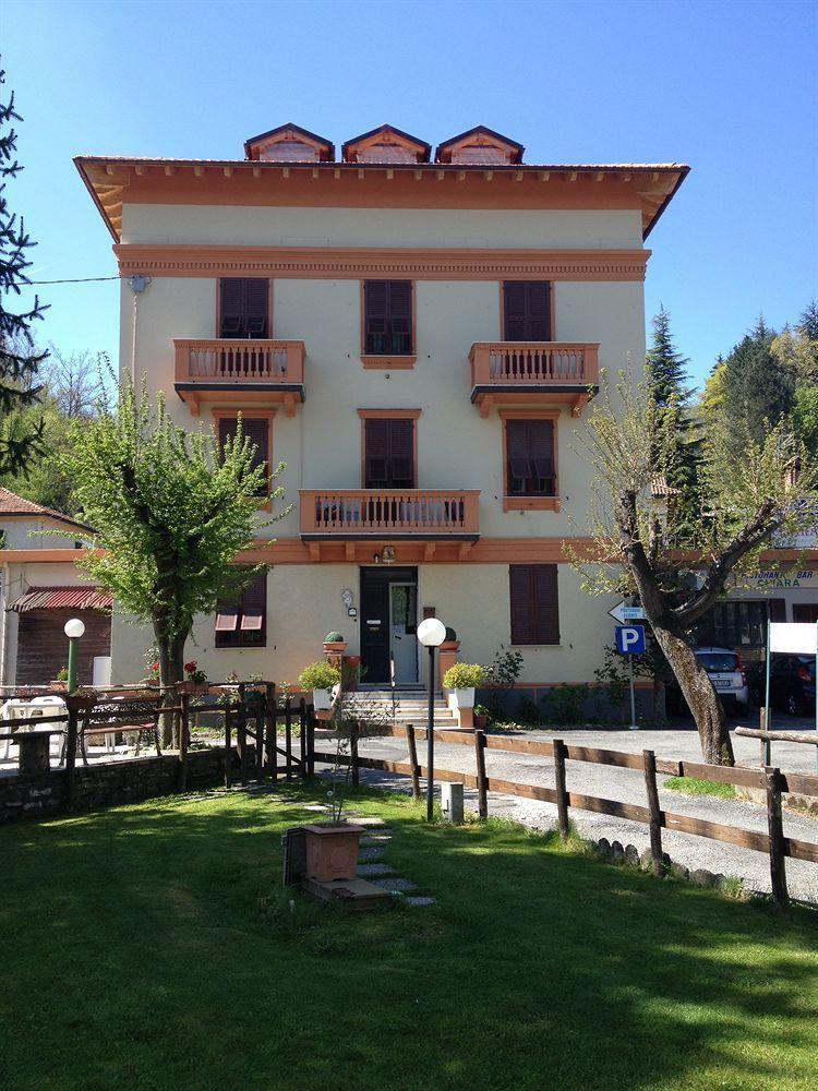 Albergo Chiara Savignone Extérieur photo